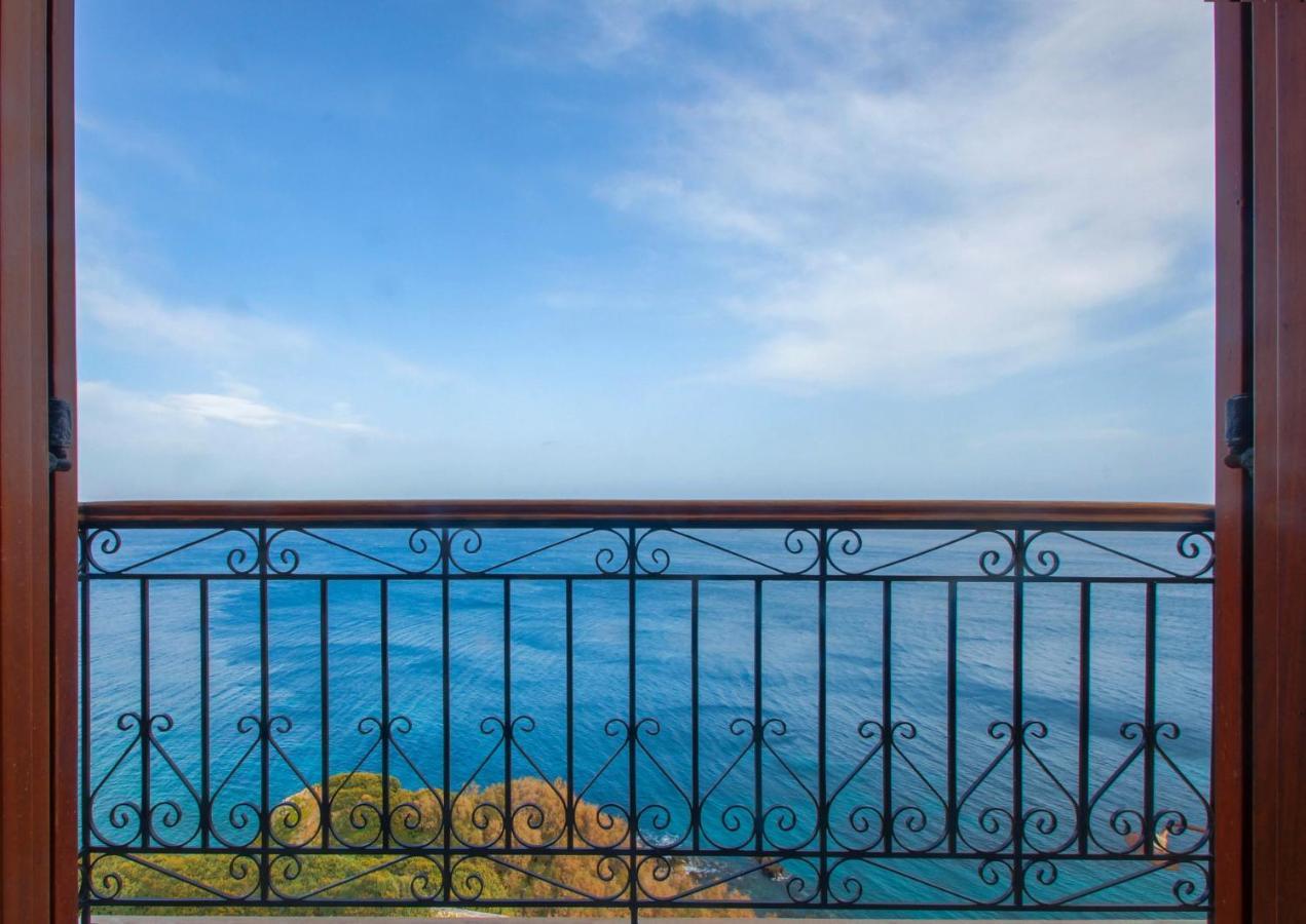 Arion Syros Ermoupoli Exterior foto